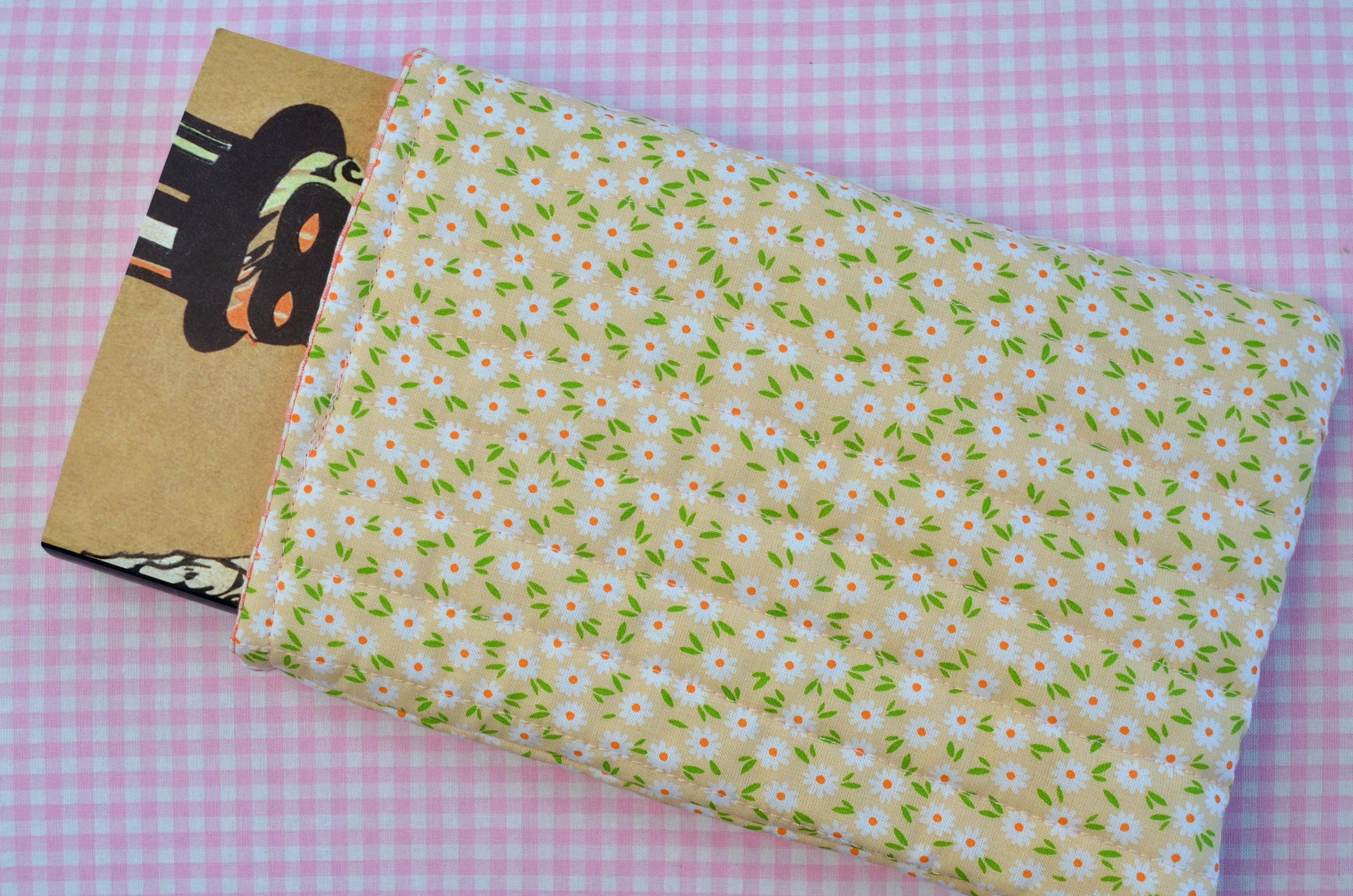 Yellow Daisy Floral Book/E-book Sleeve with Pink Gingham Interior