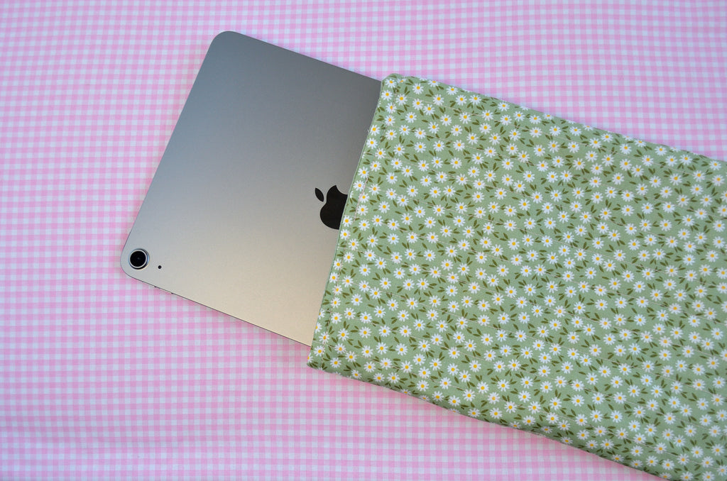 Green Daisy Book/E-book/Tablet Case