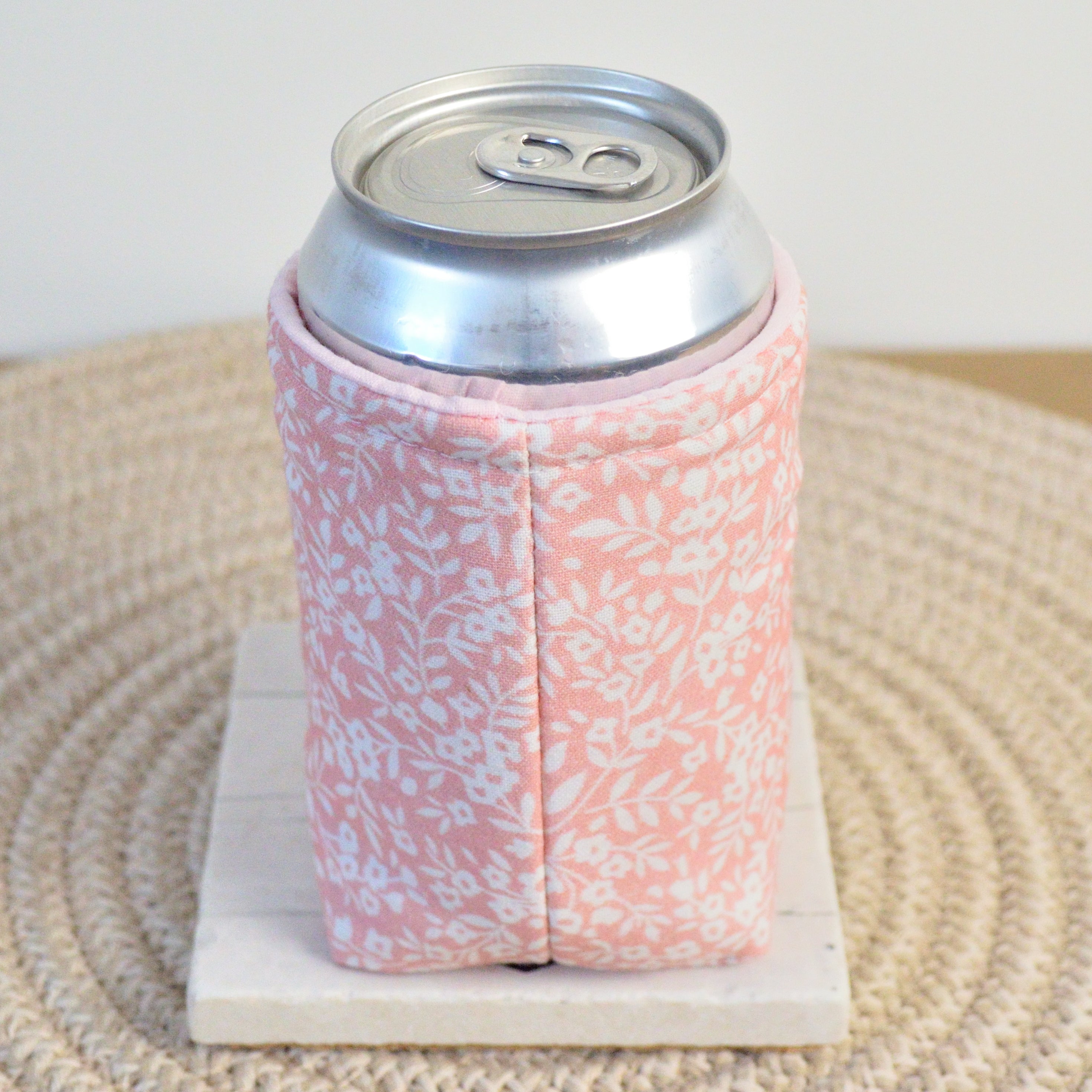 blush fern can koozie