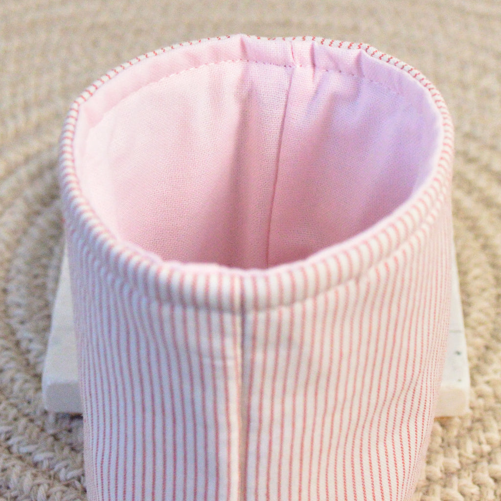 strawberry stripe can koozie
