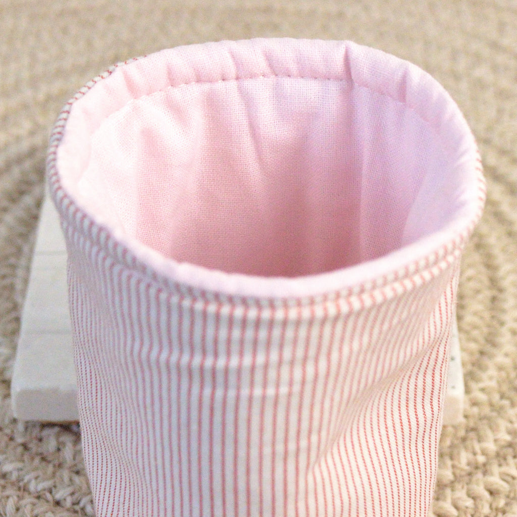 strawberry stripe can koozie