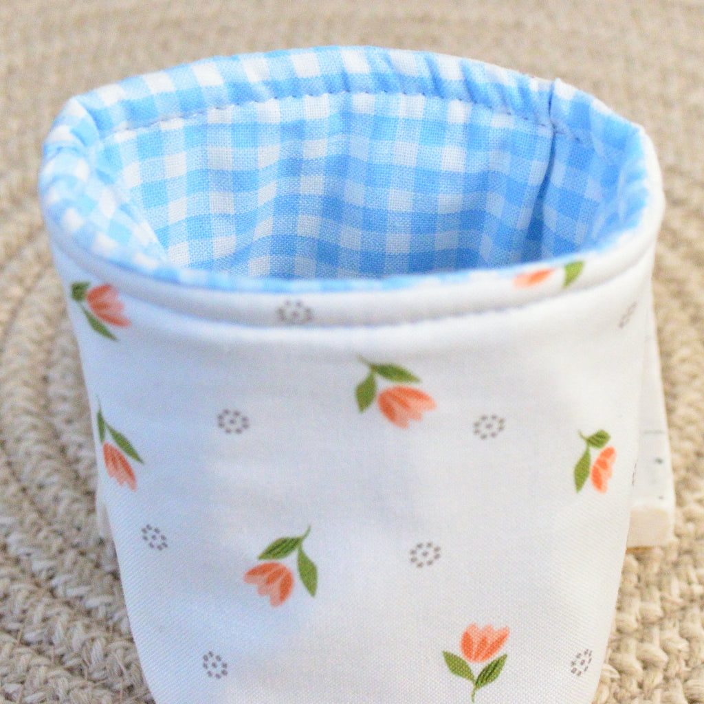 tulip field can koozie