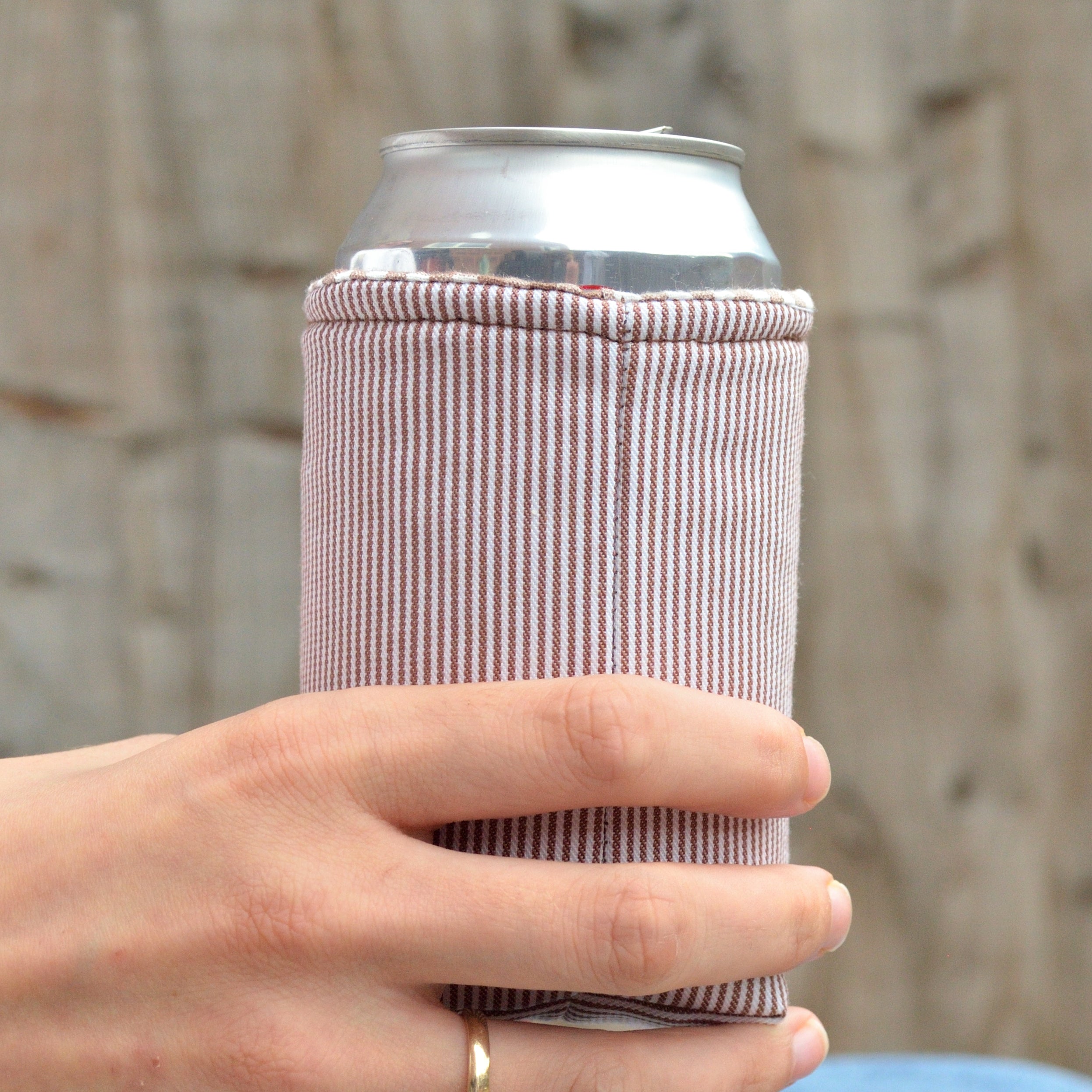 sienna stripe can koozie