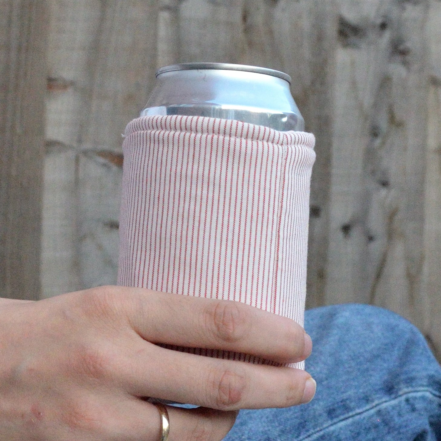 strawberry stripe can koozie